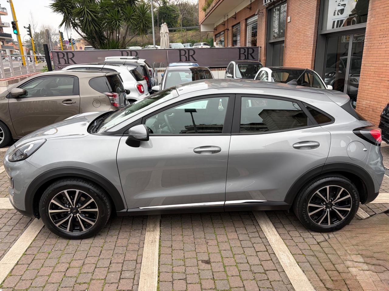 Ford Puma EcoBoost Hybrid ST-Line X Design !!