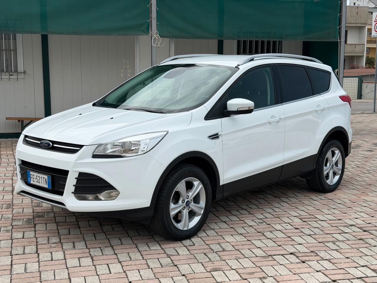 Ford Kuga 2.0 TDCI 120 CV S&S 2WD Titanium