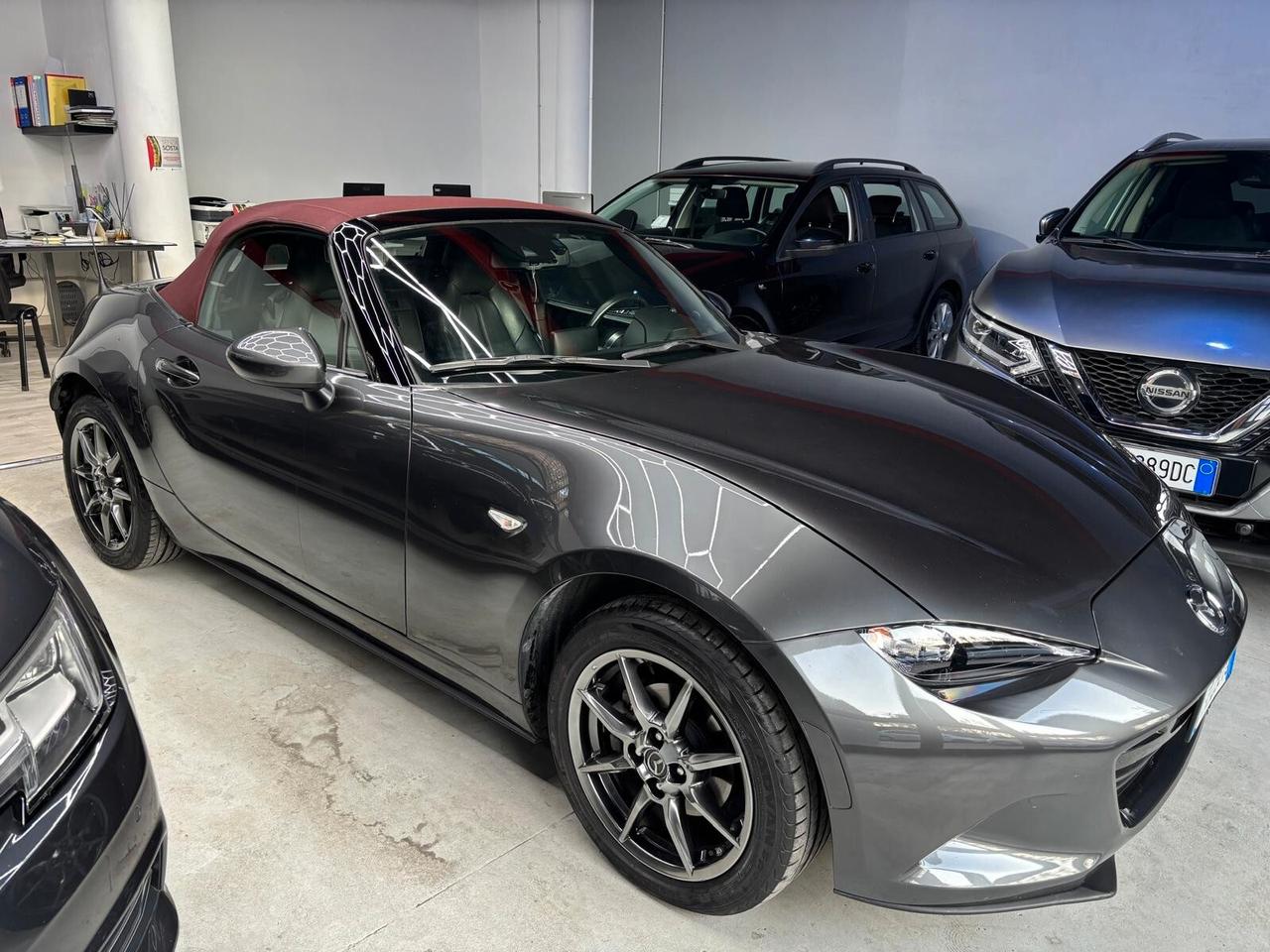 Mazda MX-5 46/71 Yamamoto Signature