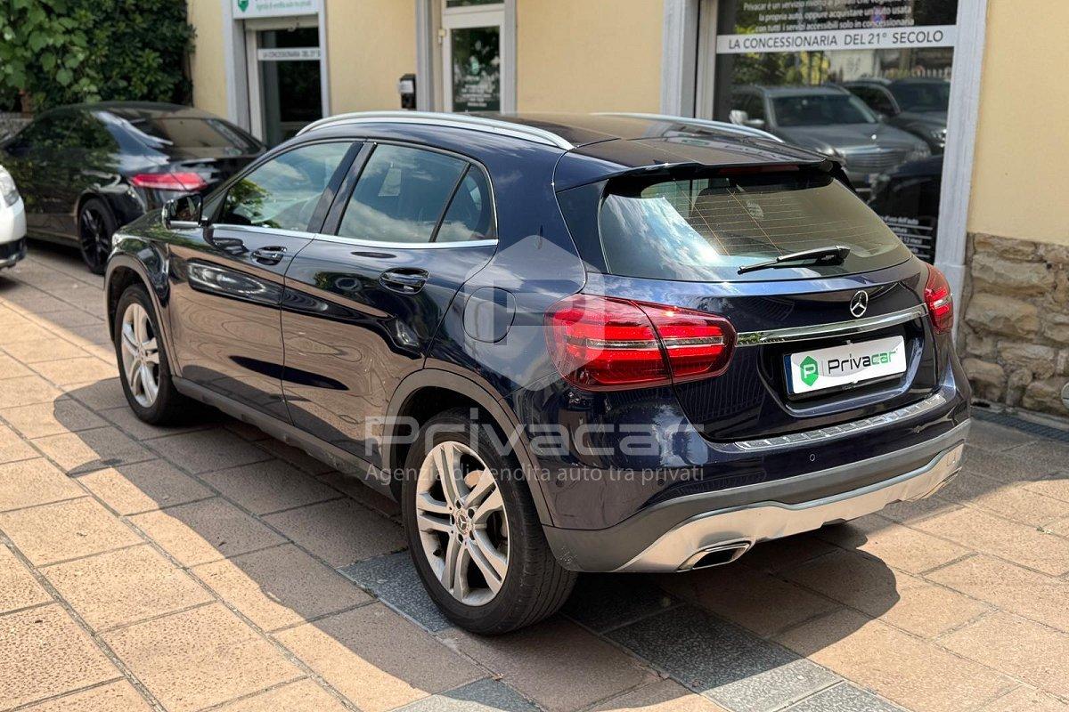 MERCEDES GLA 180 d Automatic Sport