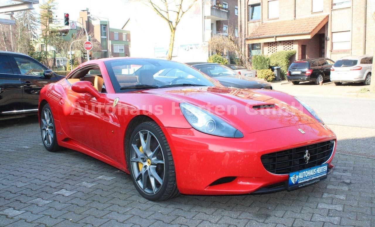 Ferrari California 4.3 V8 4 posti*NAVI*XENON*LM20"