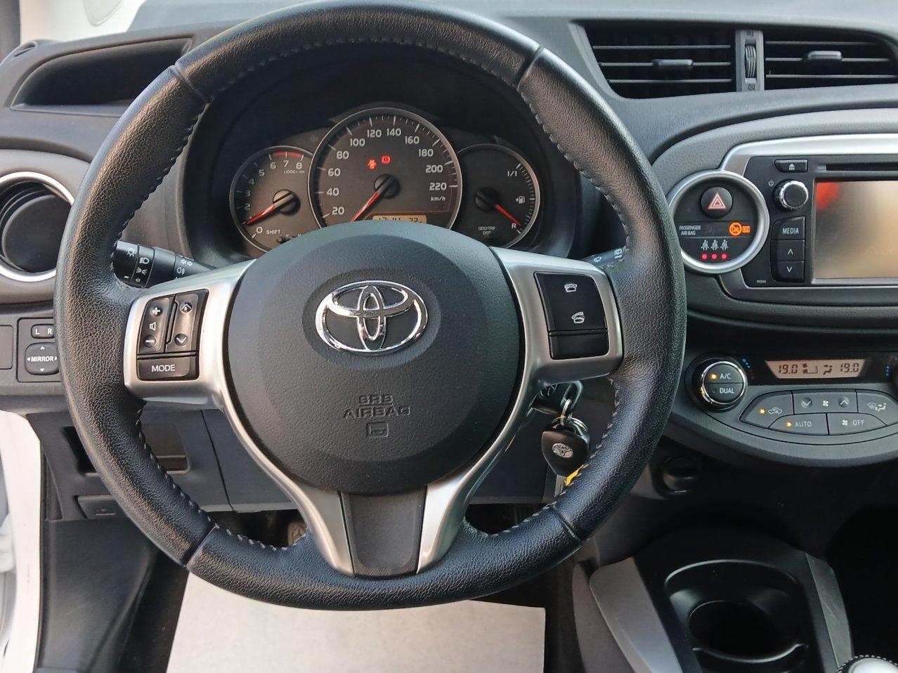 Toyota Yaris 5 Porte Yaris 5p 1.0 Lounge s/CL