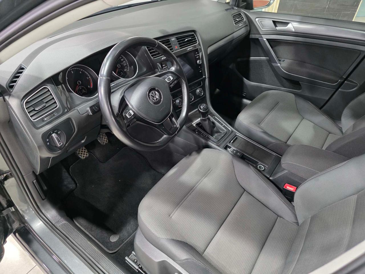 Volkswagen Golf 1.6 TDI 115 CV 5p. Business BlueMotion Technology