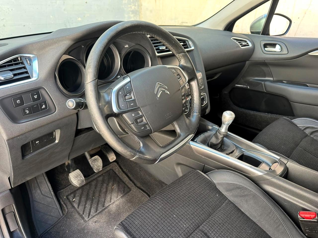 Citroen C4 1.6 VTi 120 Exclusive