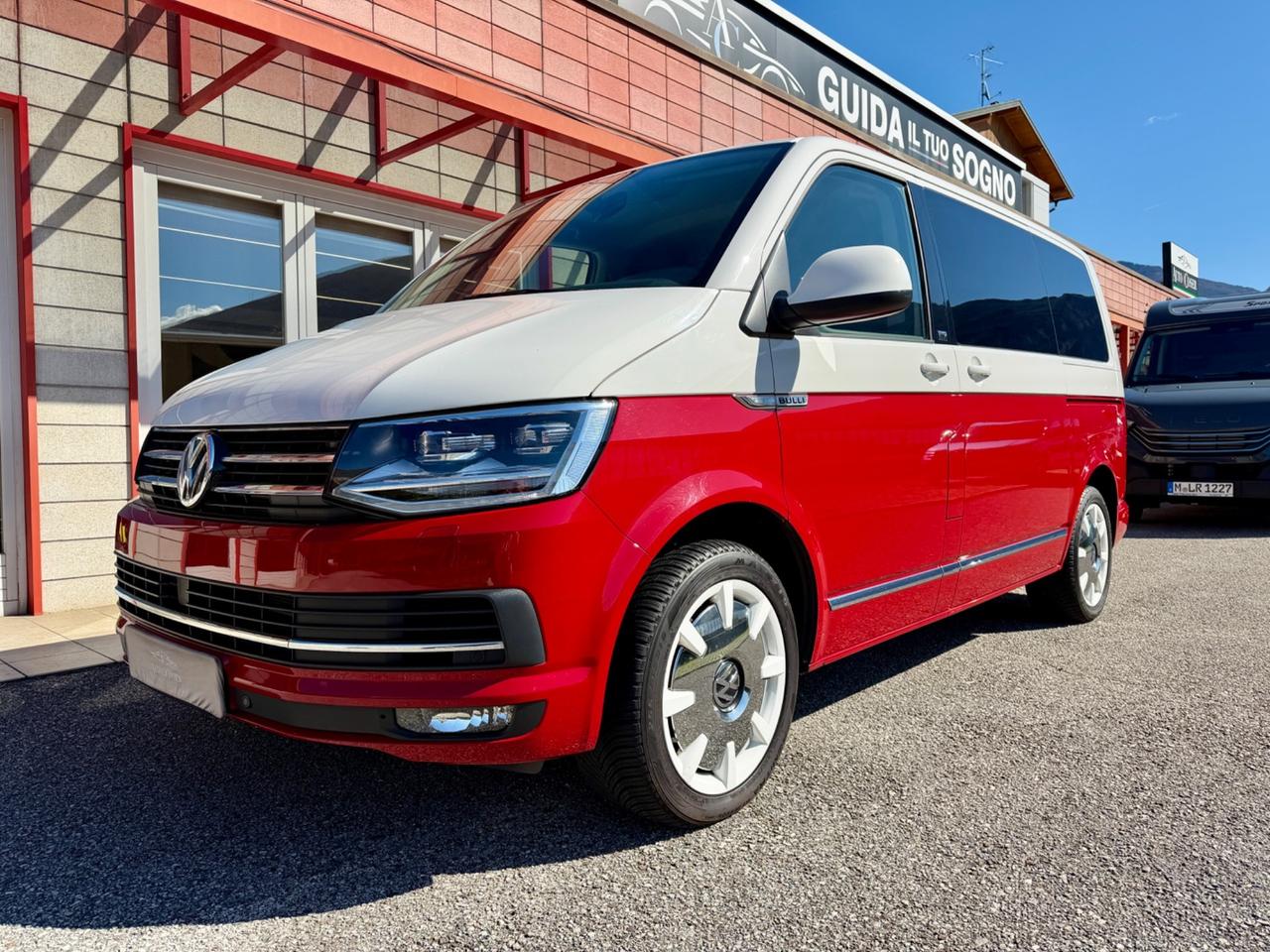 Volkswagen Multivan T6 - BULLI SIX GENERATION GANCIO TRAINO