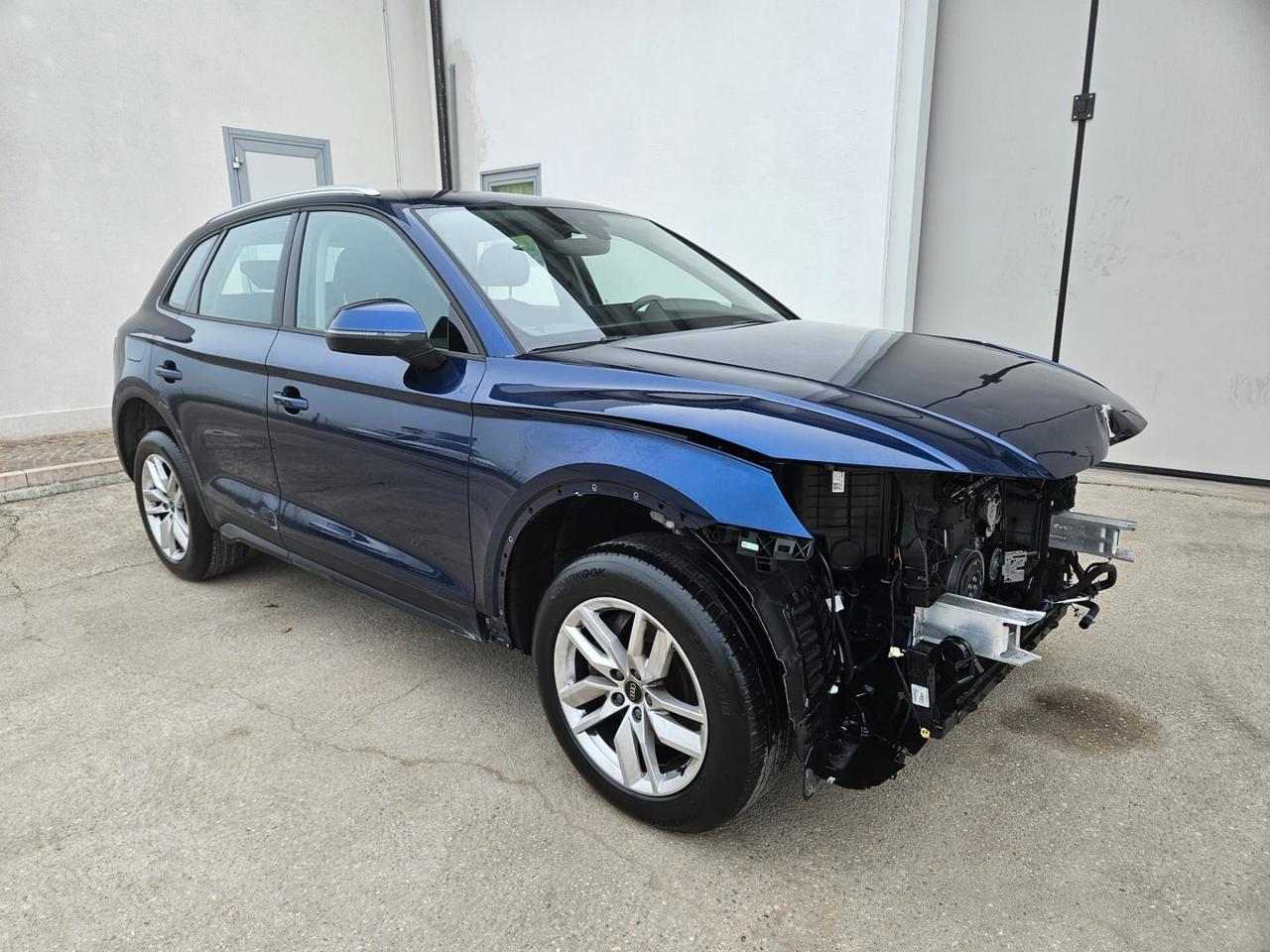 Audi Q5 40 2.0 tdi mhev 12V quattro s-tronic START