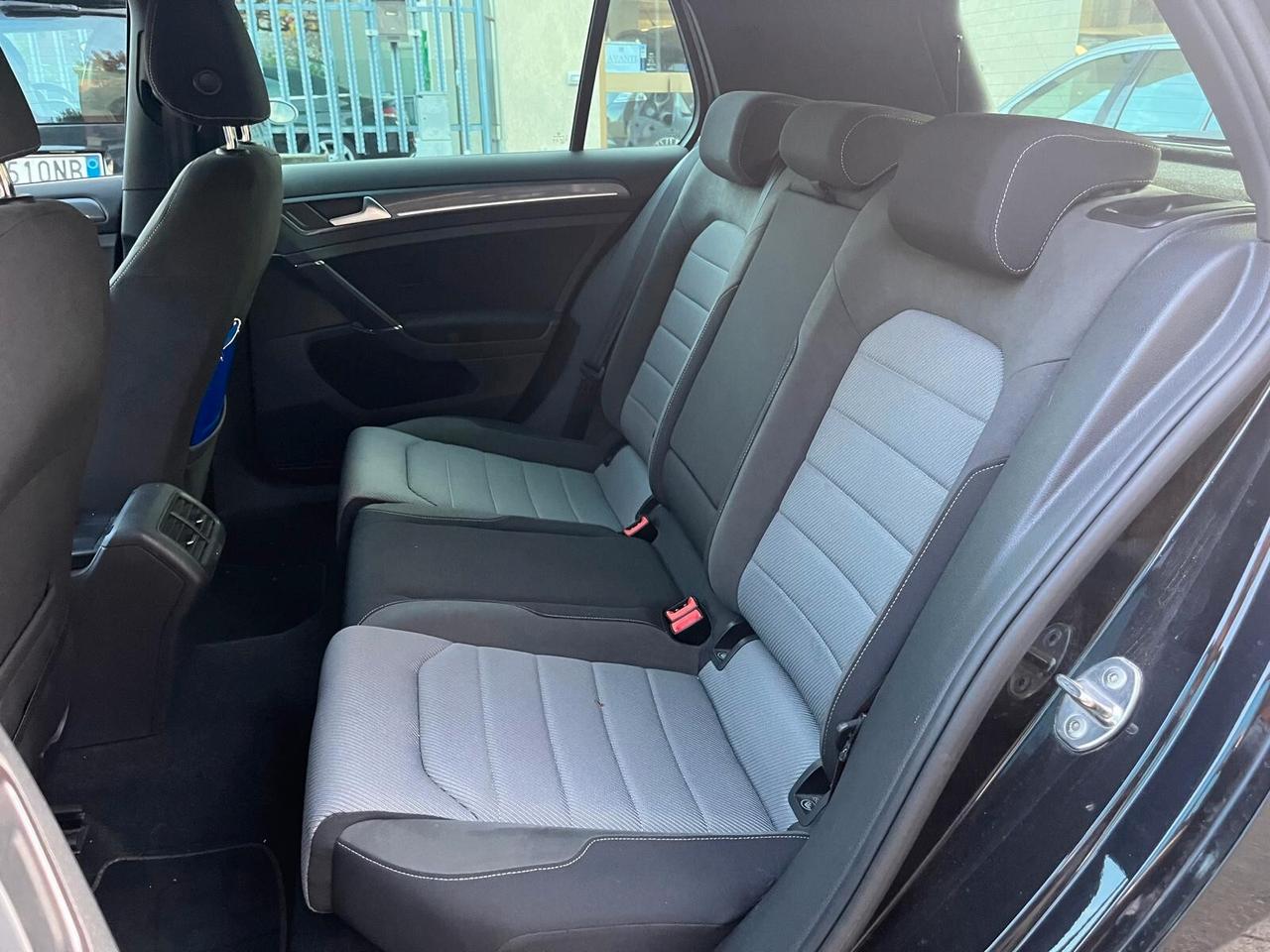 Volkswagen Golf 1.6 TDI 110 CV 5p. Executive BlueMotion Technology R - 2017