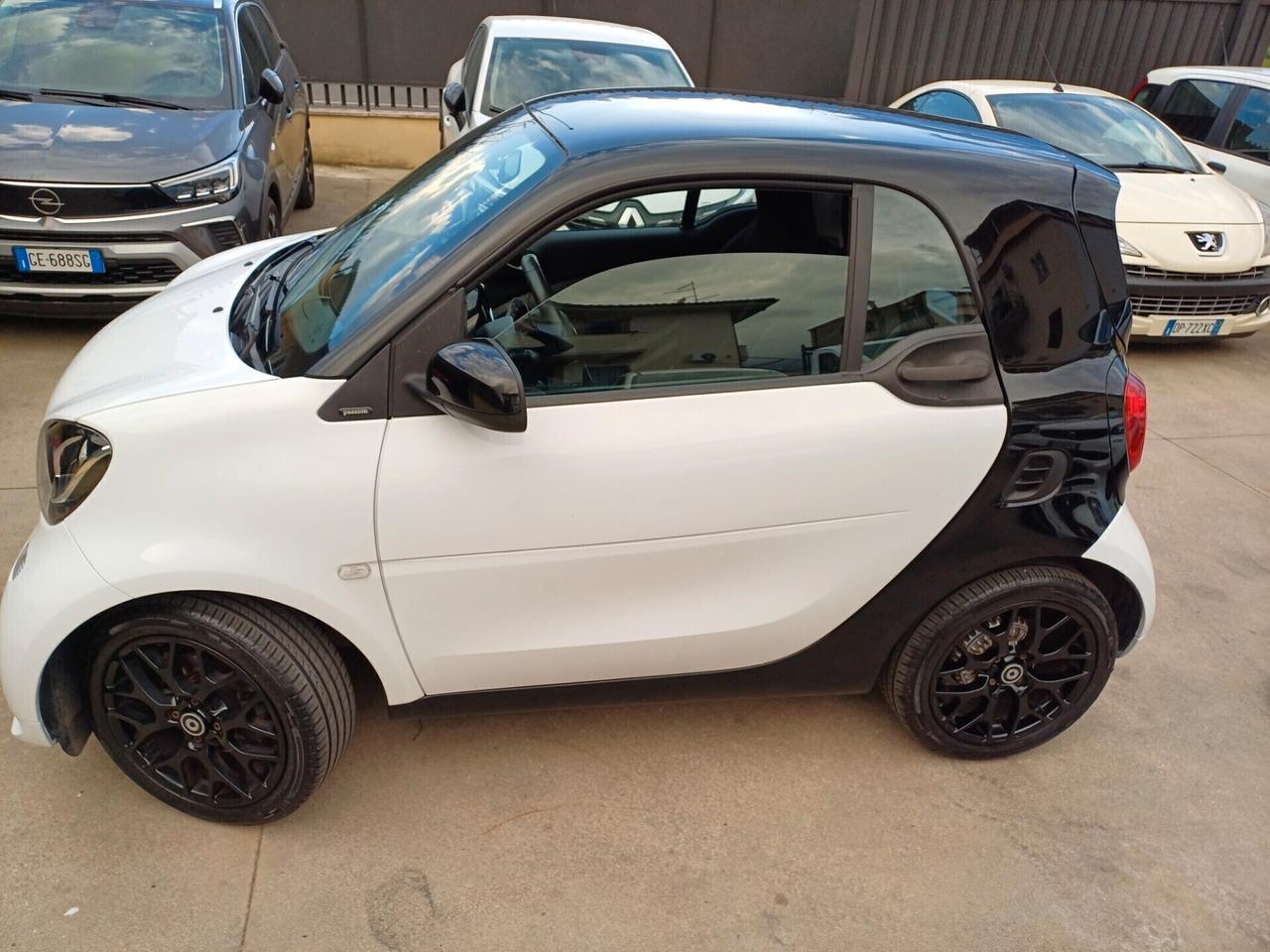 Smart ForTwo 70 1.0 twinamic Superpassion