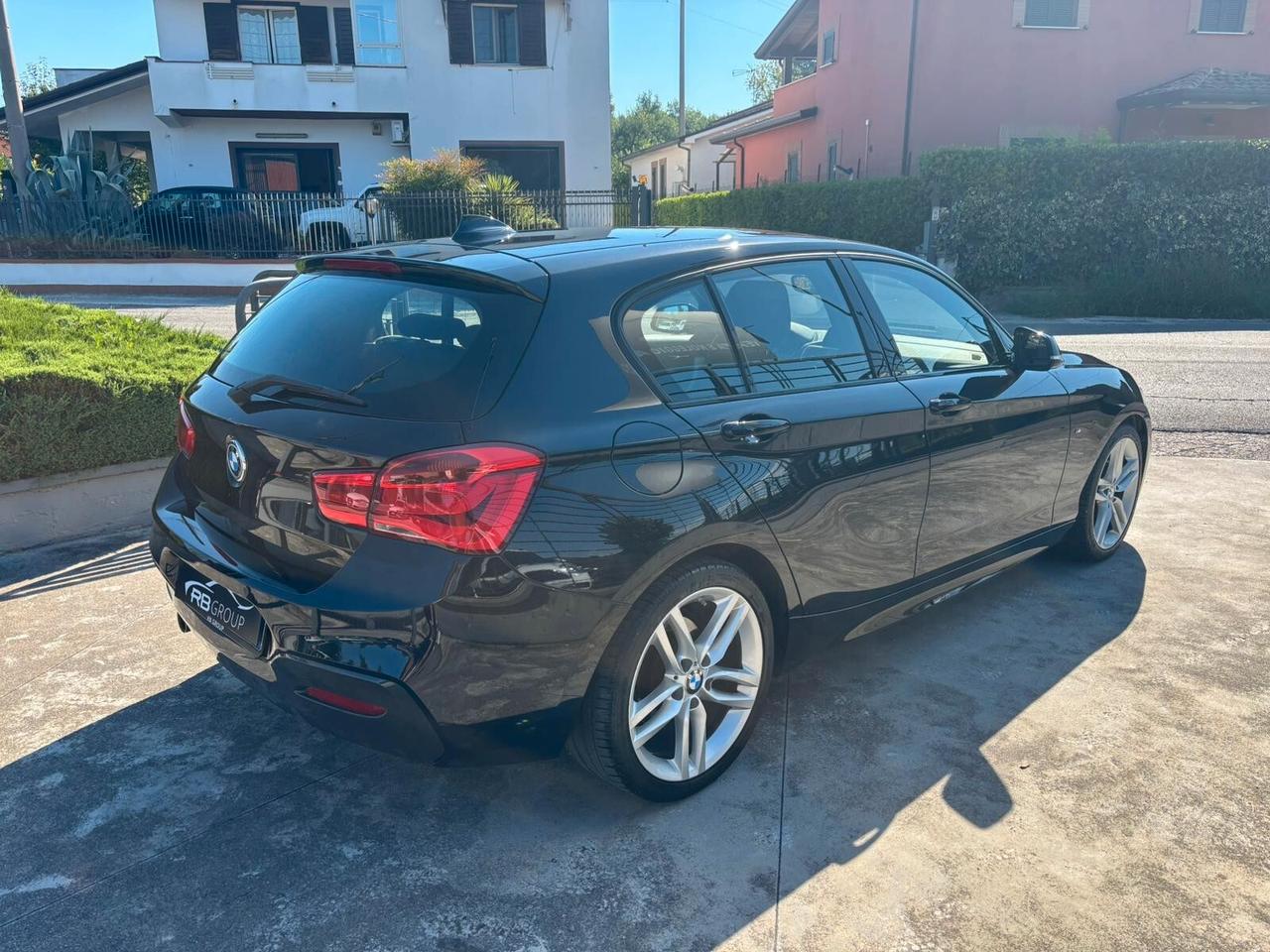 Bmw 118 118d 5p. Msport