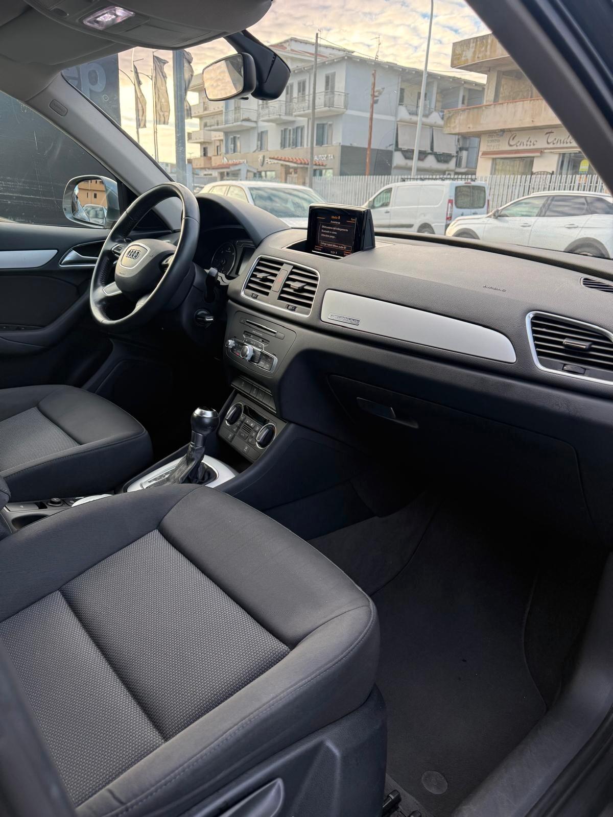 Audi Q3 2.0 TDI 150 CV S tronic