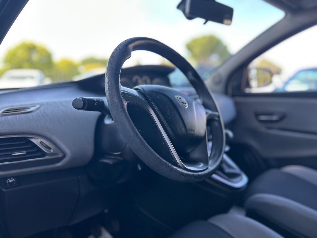 Lancia Ypsilon 1.2 69CV *GPL VALIDO 2027*NEOPATENTATI*