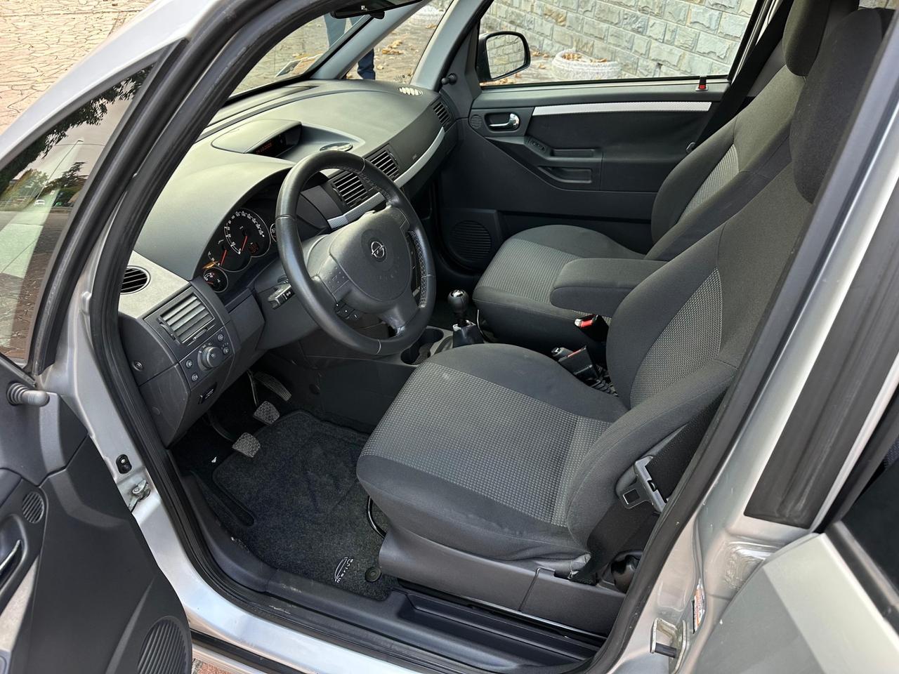 Opel Meriva 1.4 16V GPL-TECH Club