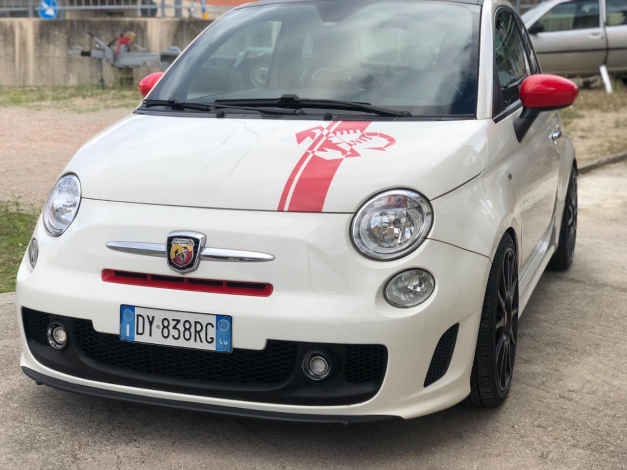 Abarth 500 1.4 Turbo T-Jet Esseesse