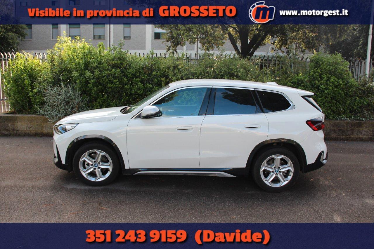 BMW iX1 edrive 20 X-Line