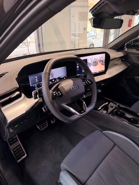 Audi Q3 Sportback Black line 35 TDI S-tronic NEW MODEL