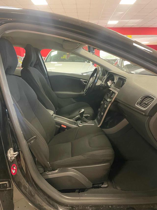 VOLVO V40 D2 'eco' Kinetic E6