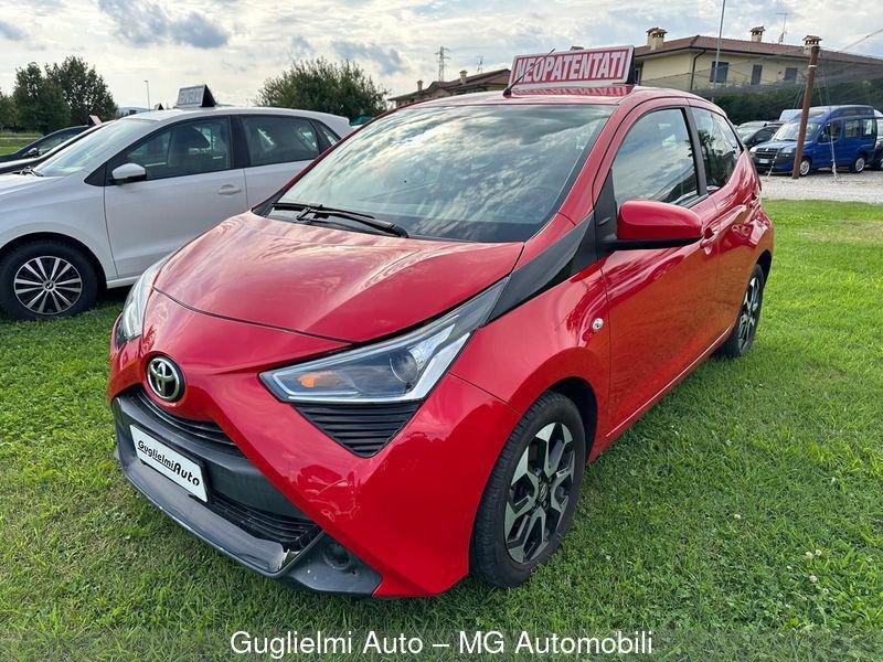 Toyota Aygo Aygo Connect 1.0 VVT-i 72 CV 5 porte x-clusiv red style