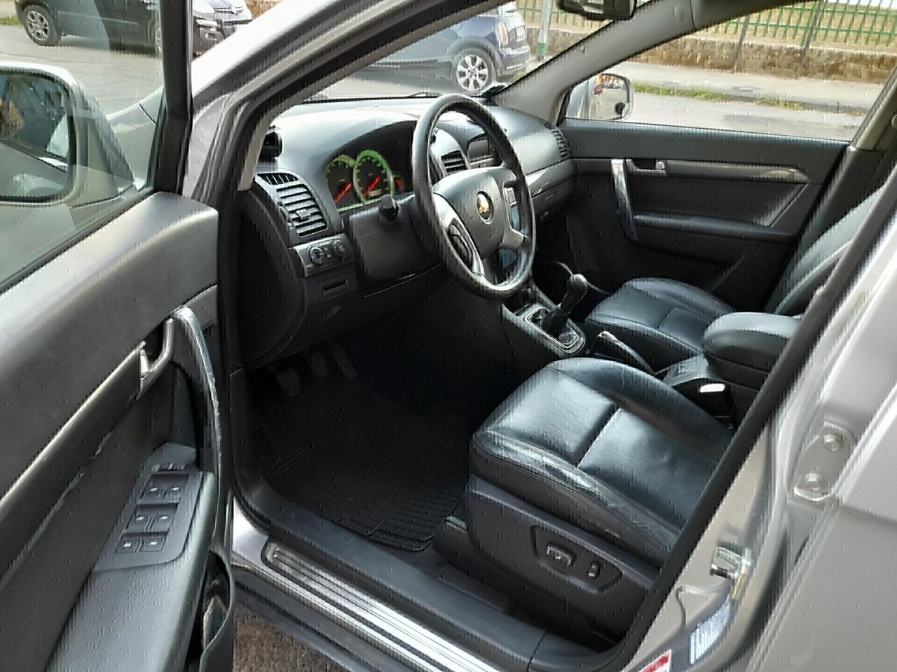 Chevrolet Captiva 4X4 7 POSTI