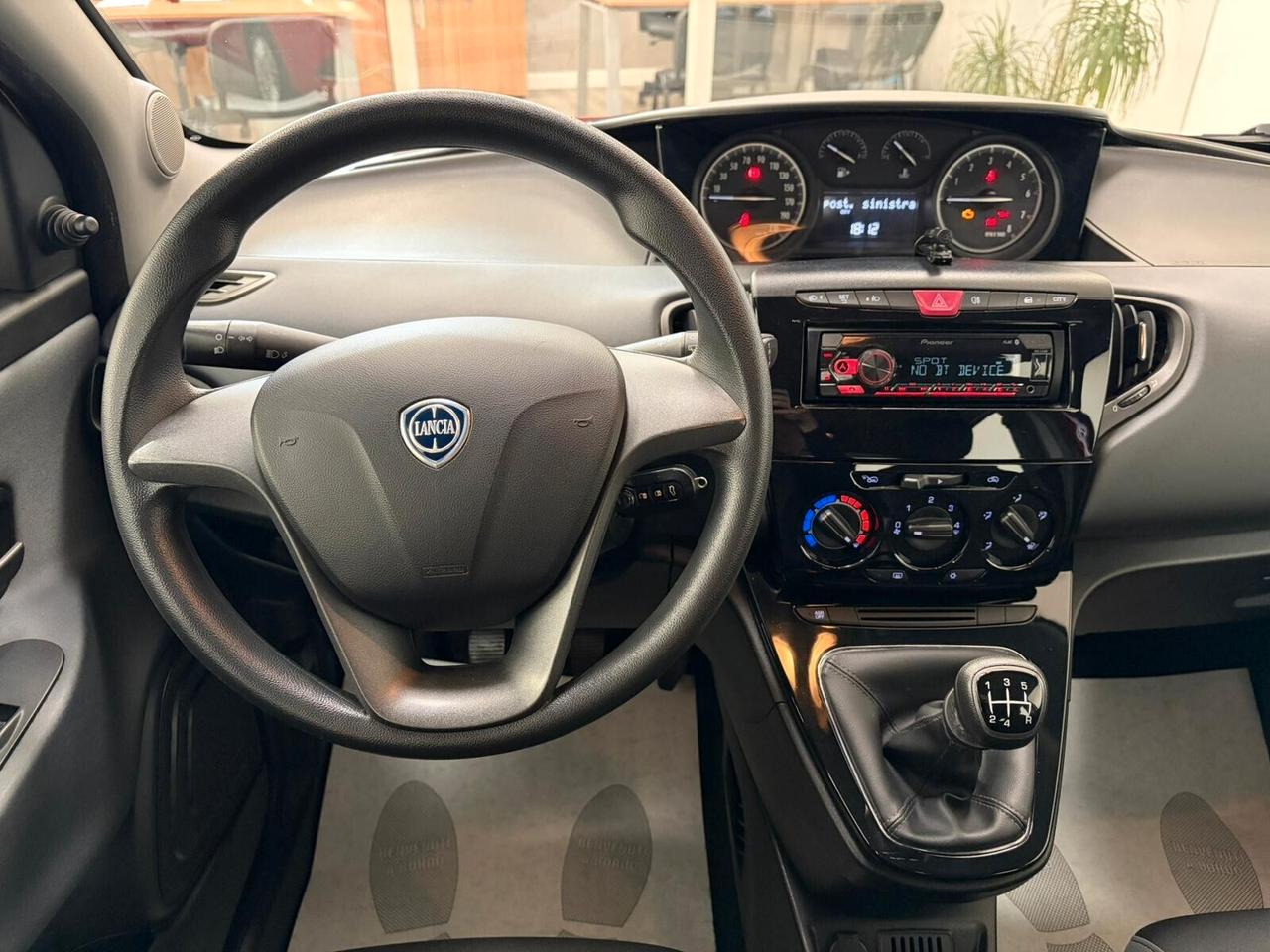 Lancia Ypsilon 1.2 Silver 69cv unico proprietario