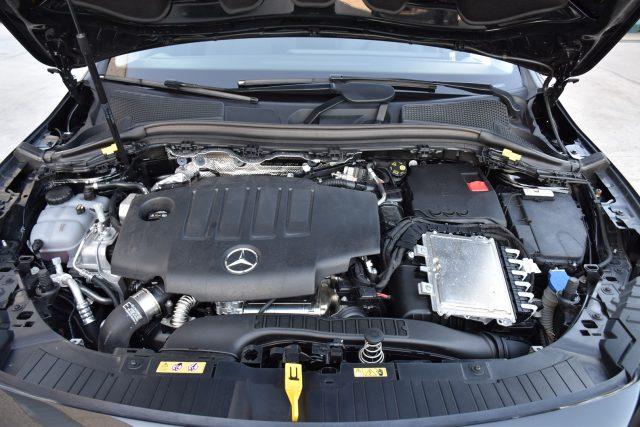 MERCEDES-BENZ GLA 200 d Automatic Business Extra