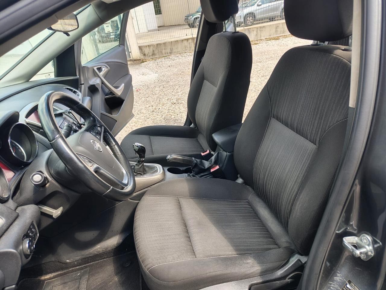 Opel Astra 1.7 CDTI 125CV Sports Tourer Cosmo