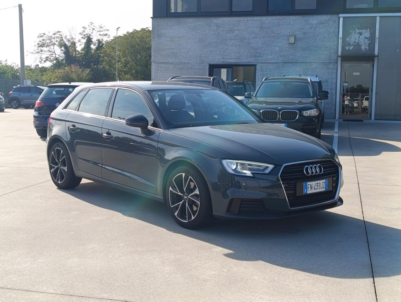 Audi A3 Sportback 30 1.6 tdi Sport 116cv s-tronic