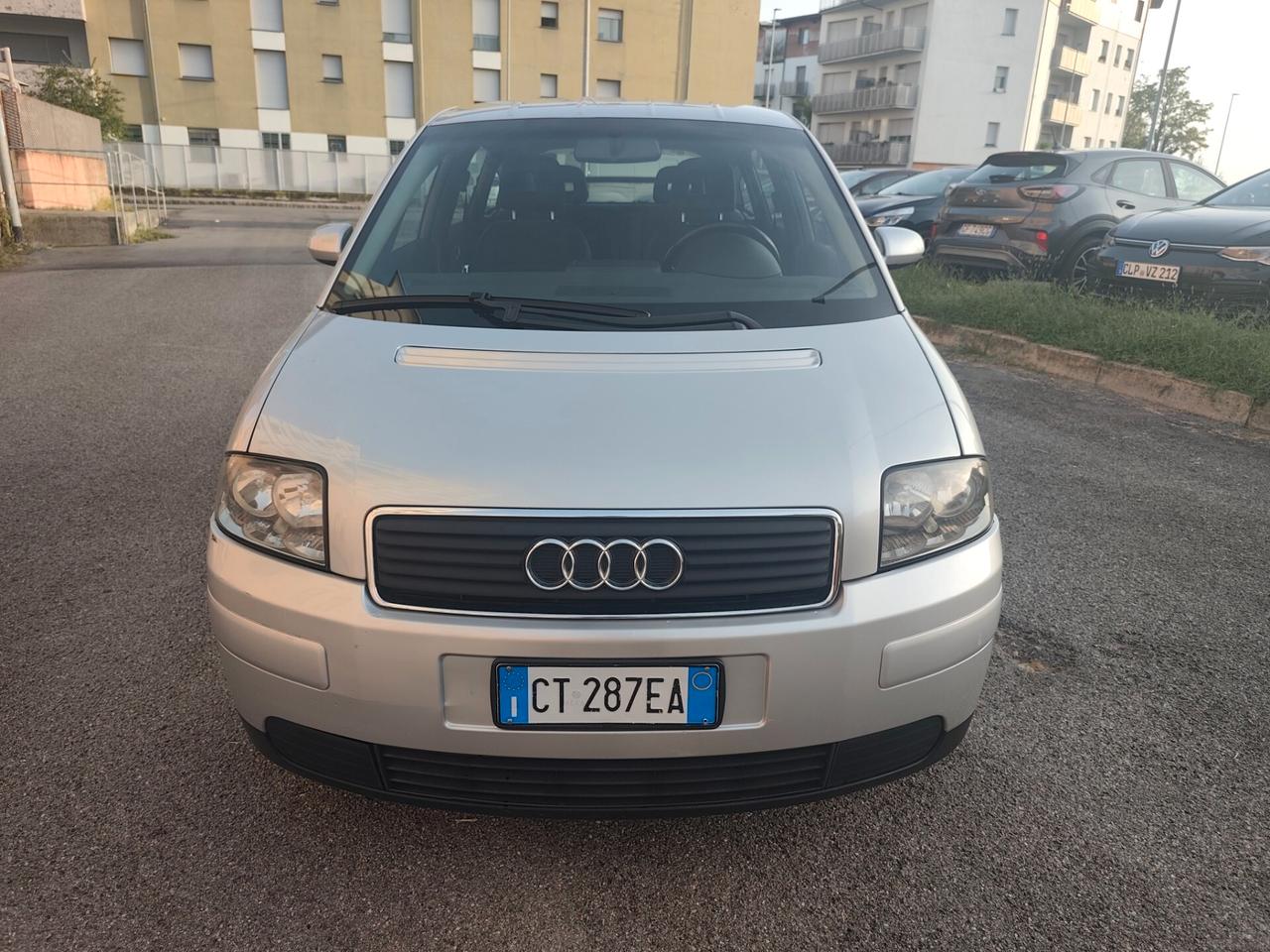 Audi A2 1.4 Benz euro 4 16V neopatentati