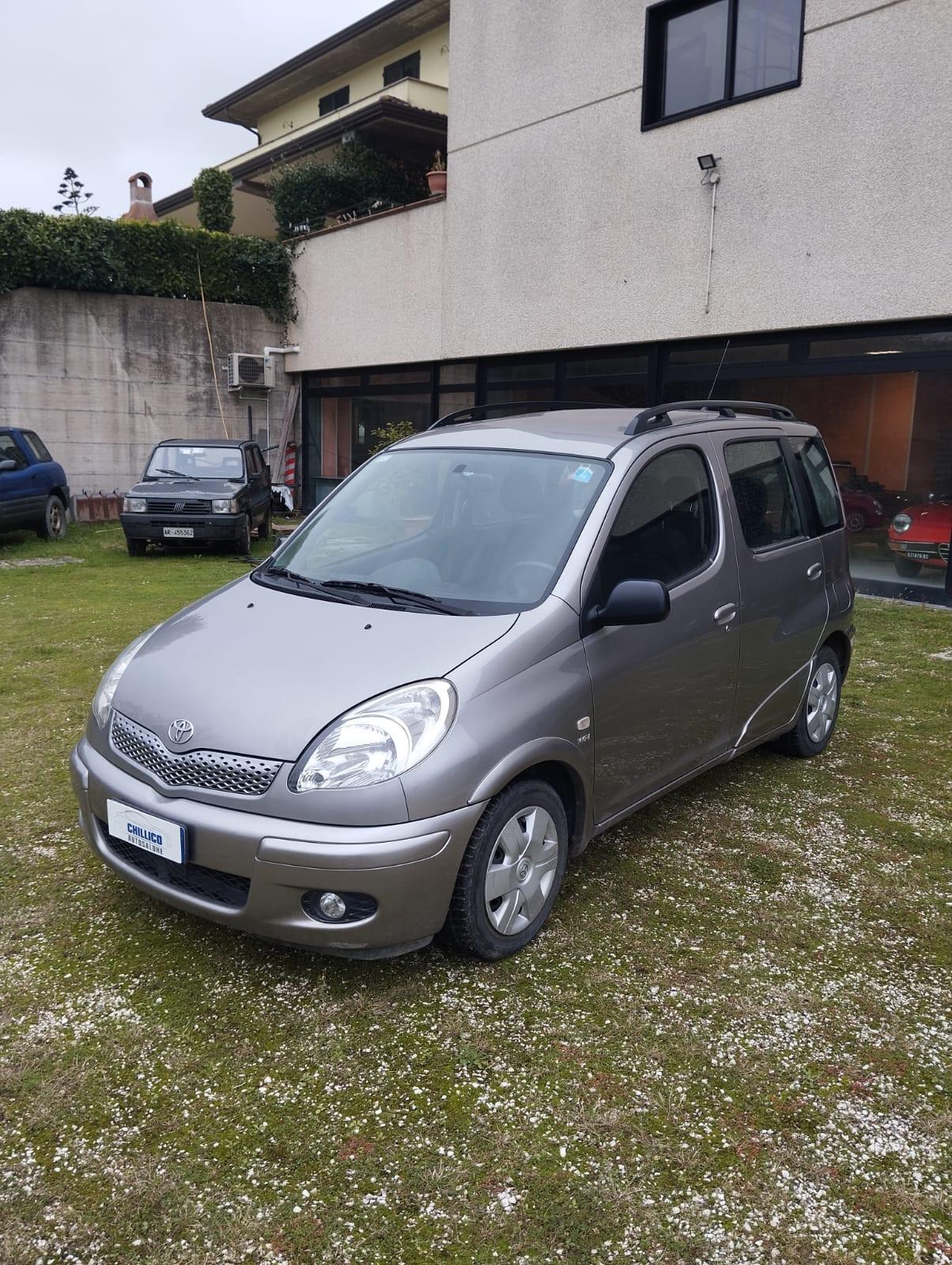 Toyota Yaris Verso 1.3i 16V cat Sol
