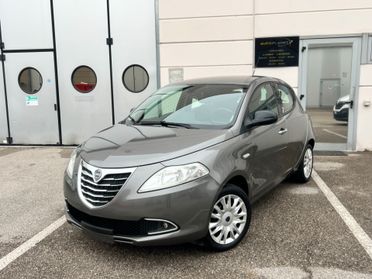 Lancia Ypsilon 1.2 69 CV 5 porte S&S Platinum