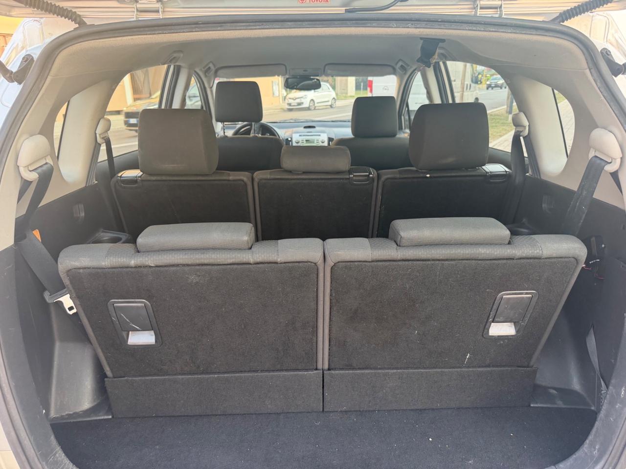 Toyota Corolla Verso 1.8 16V Sol