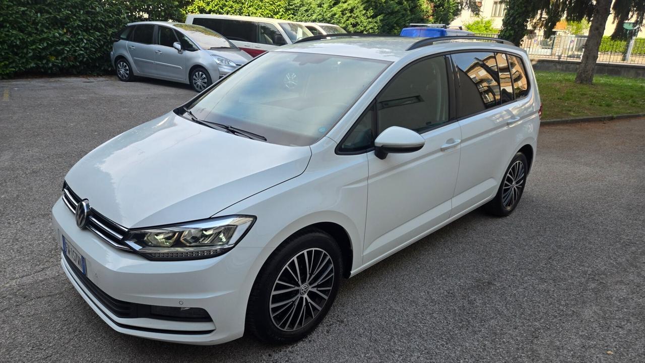 Volkswagen Touran 2.0 TDI 150 CV SCR Executive Blu