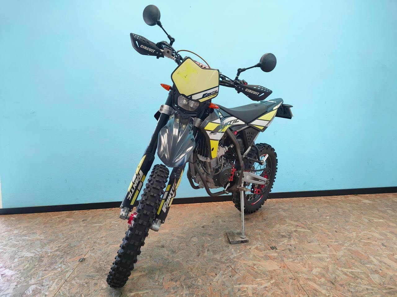 Fantic Motor XEF 125: divertente e potente