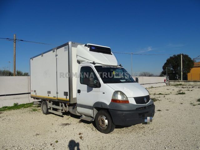 RENAULT Master 65 QT. ISOTERMICO +FRIGO E GANCIERE CARNI