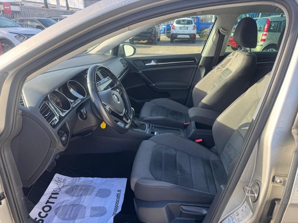 VOLKSWAGEN Golf VII 2017 5p - Golf 5p 1.5 tgi Executive 130cv dsg