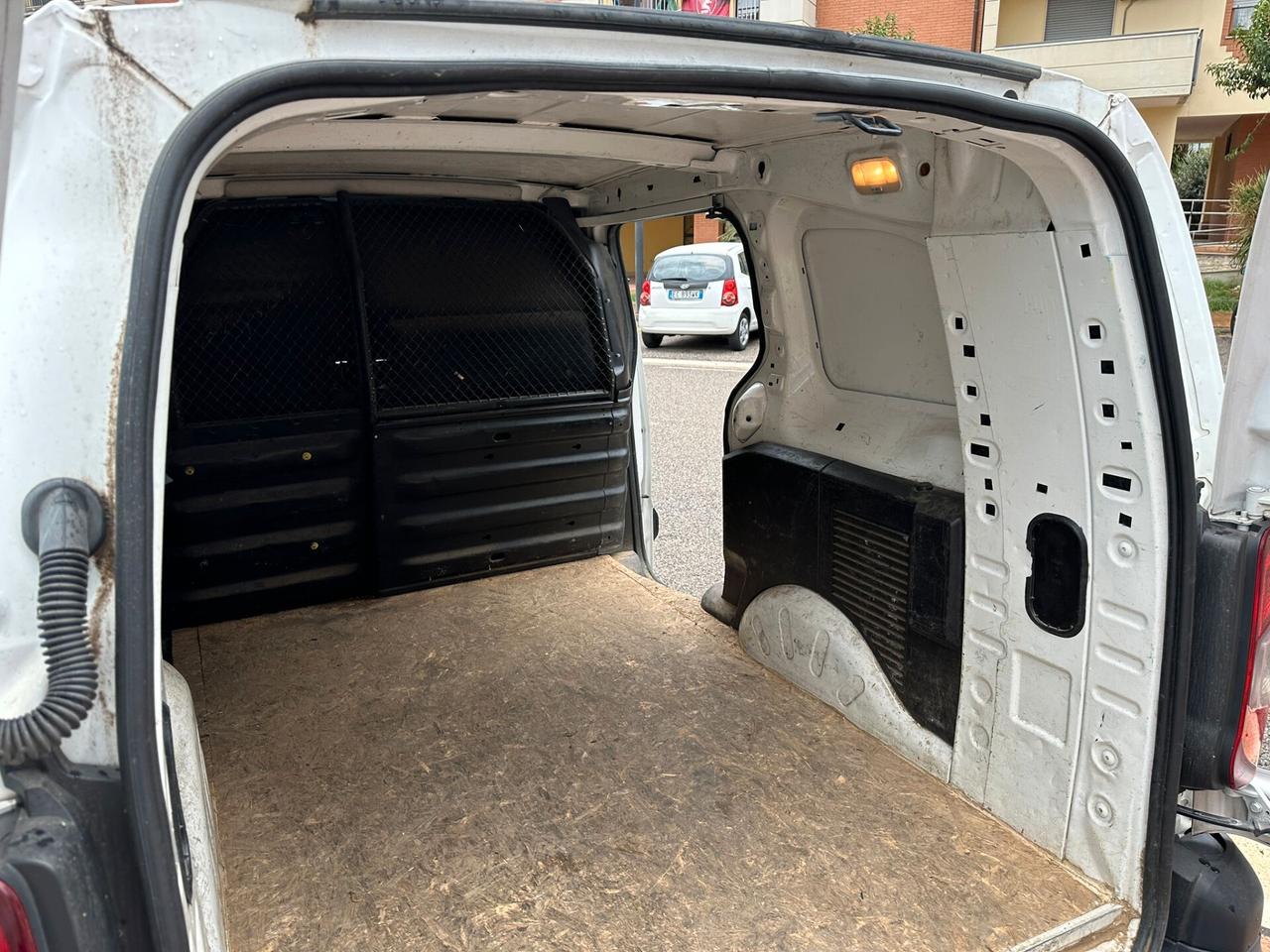 CITROEN BERLINGO 1.6 BLUEHDI 100CV