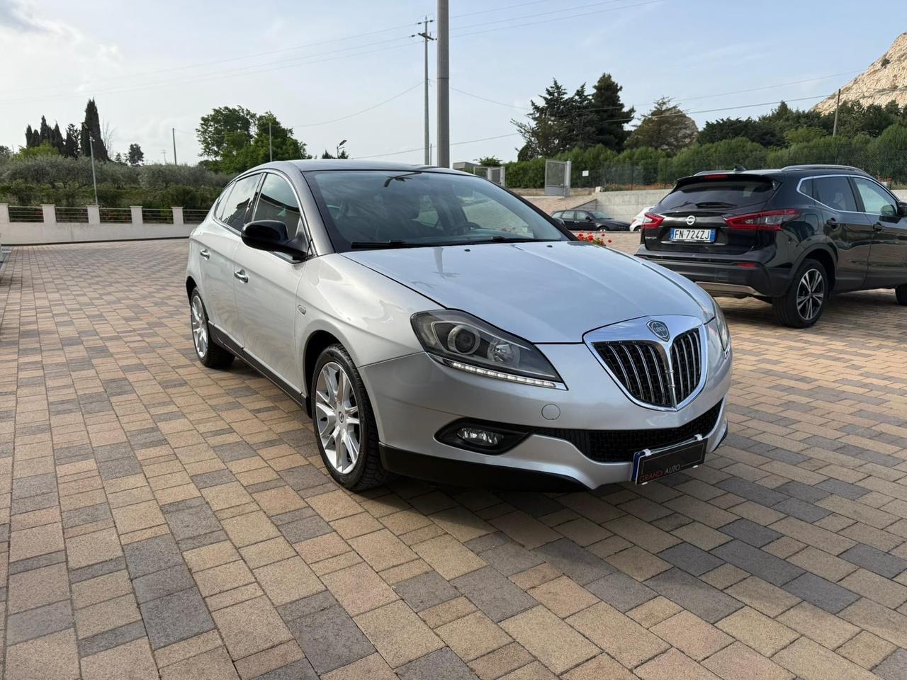 Lancia Delta 1.6 MJT DPF Silver