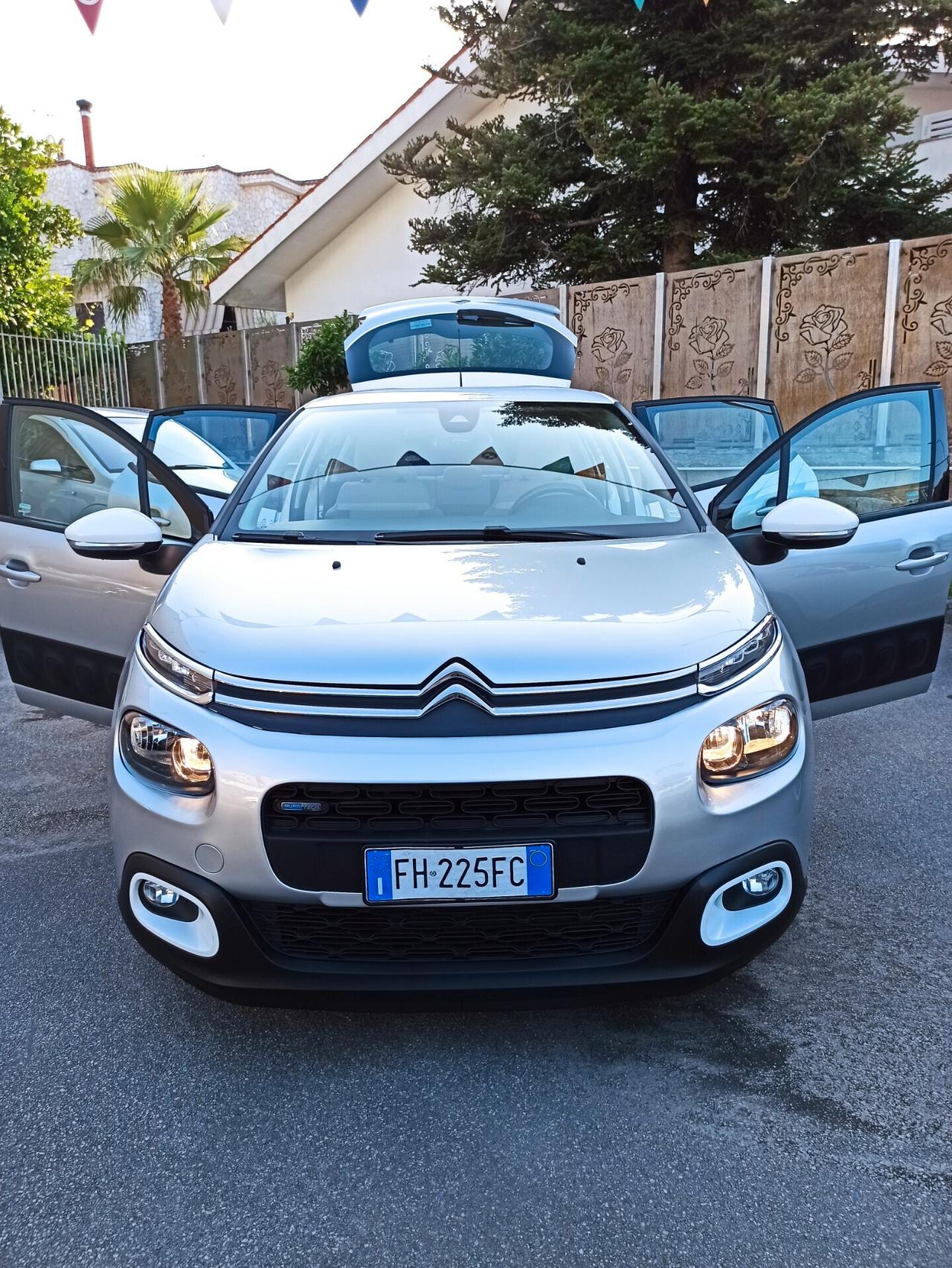 Citroen C3 PureTech 82 cv Shine Benzina