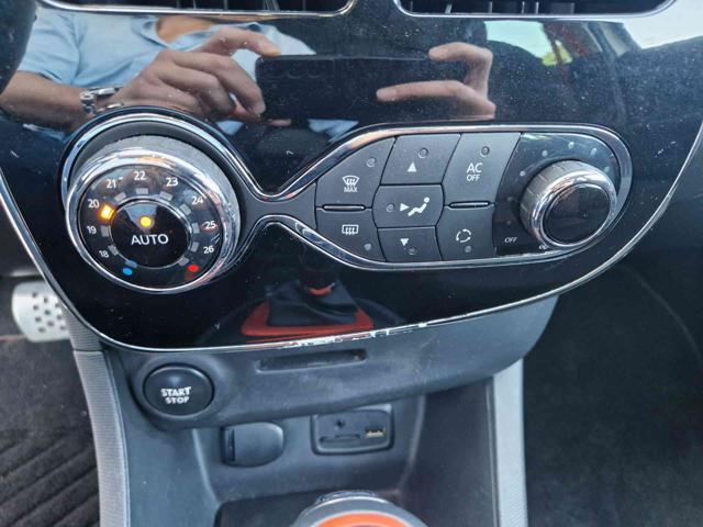 RENAULT Clio 1.6 T 200CV EDC 5 porte R.S.