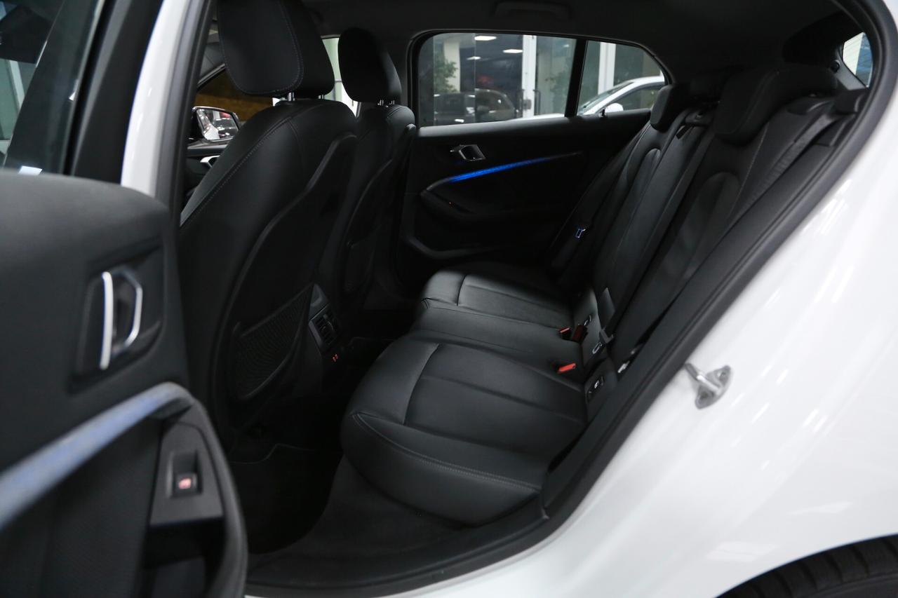 BMW 118d Luxury auto