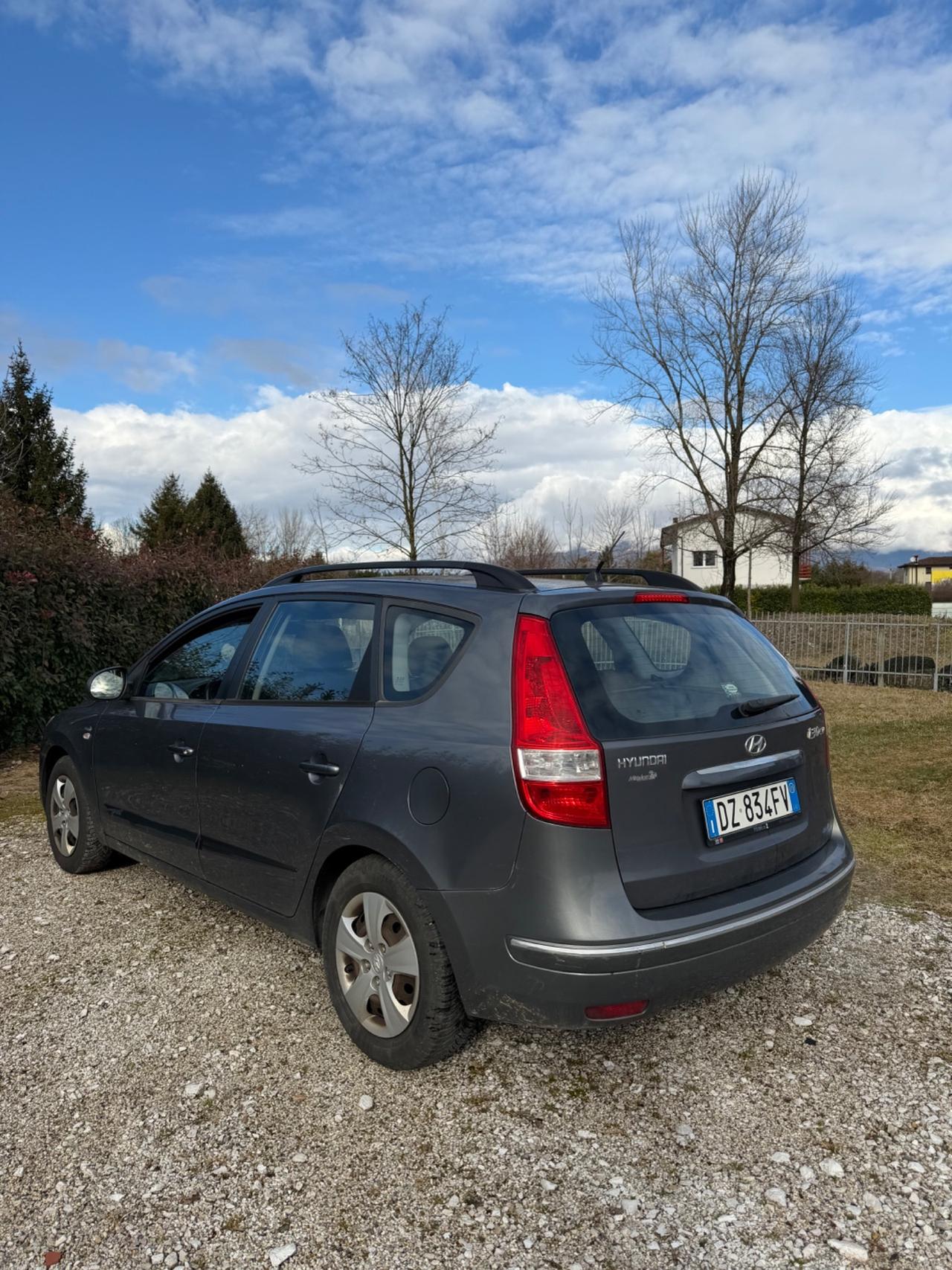 Hyundai i30 CW 1.6 16V 126CV