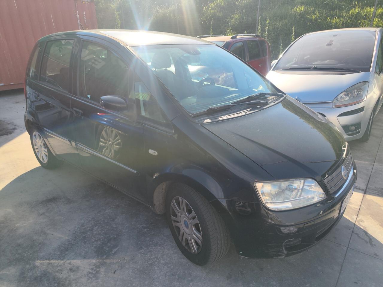 Fiat Idea 1.9 Multijet Emotion