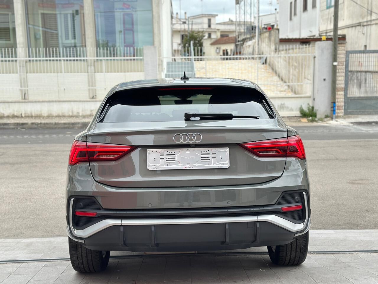 Audi Q3 Sportback 35 TDI S tronic x2 S-line edition-2021