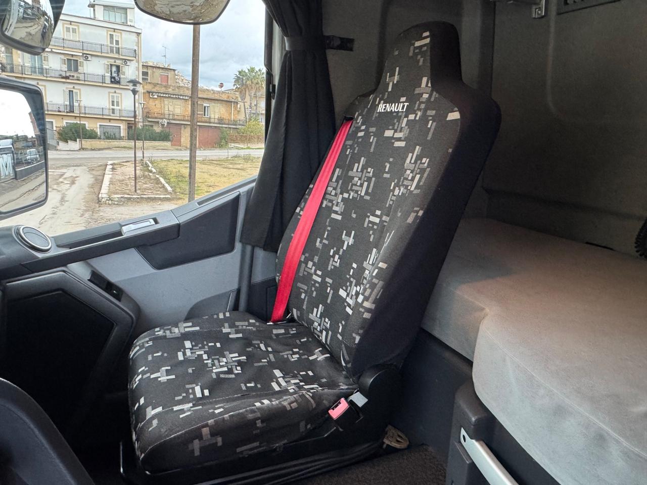 RENAULT T18 T480 SLEEPER BLOCCAGGIO FULL EURO 6