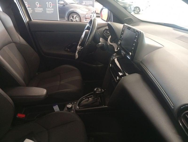 Toyota Yaris Cross Yaris Cross 1.5 Hybrid 5p. E-CVT AWD-i Adventure