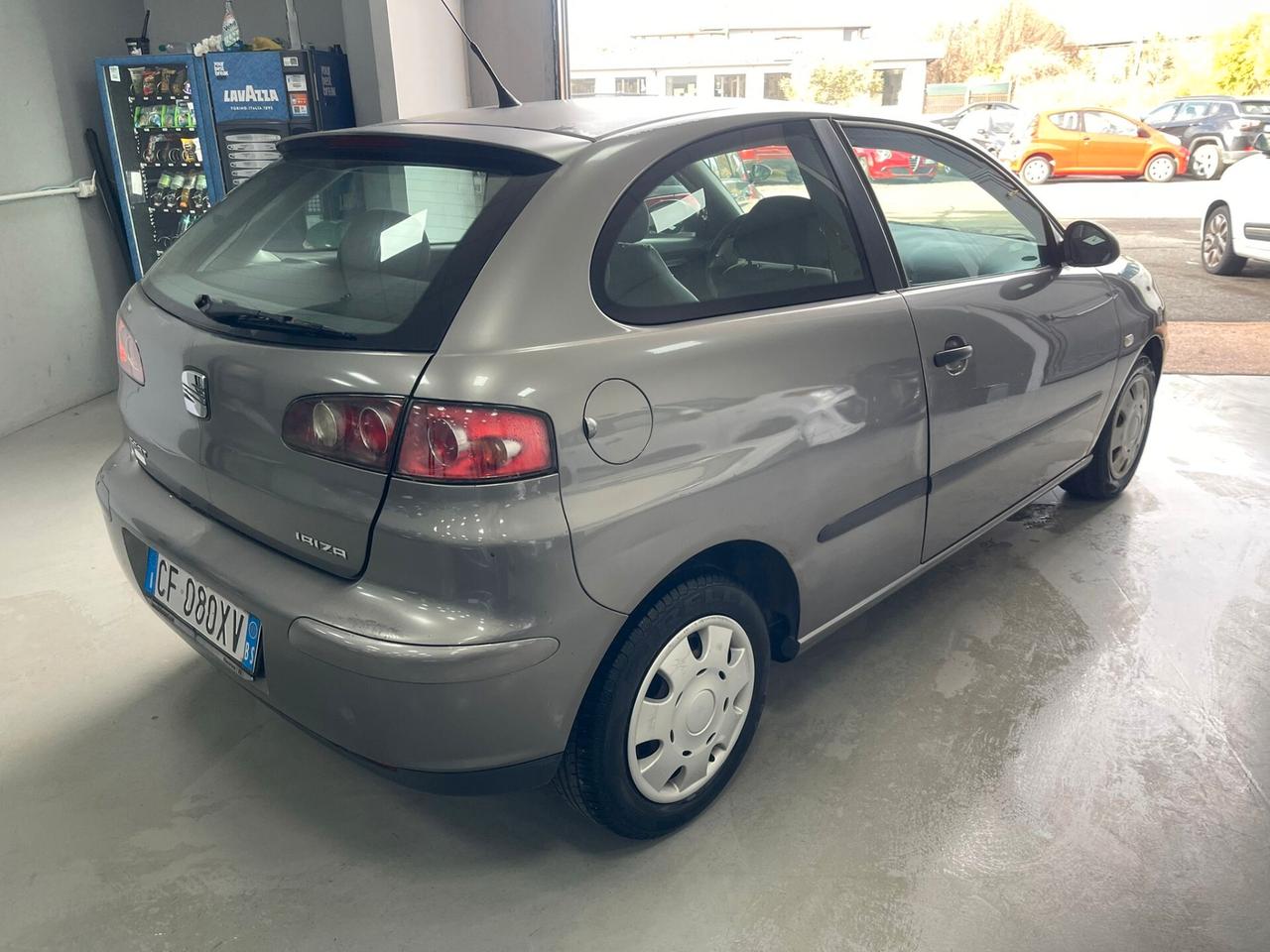 Seat Ibiza 1.2 12V 3p. Stella