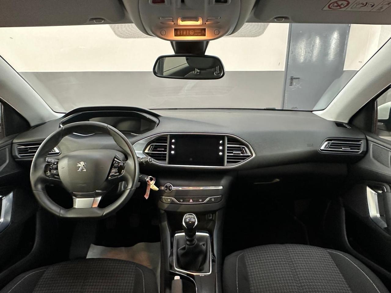 Peugeot 308 BlueHDi 130 S&S Allure