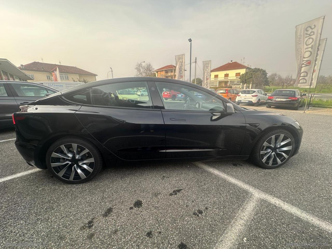 TESLA Model 3 NV35 RWD Premium 400 KM AUTONOMIA