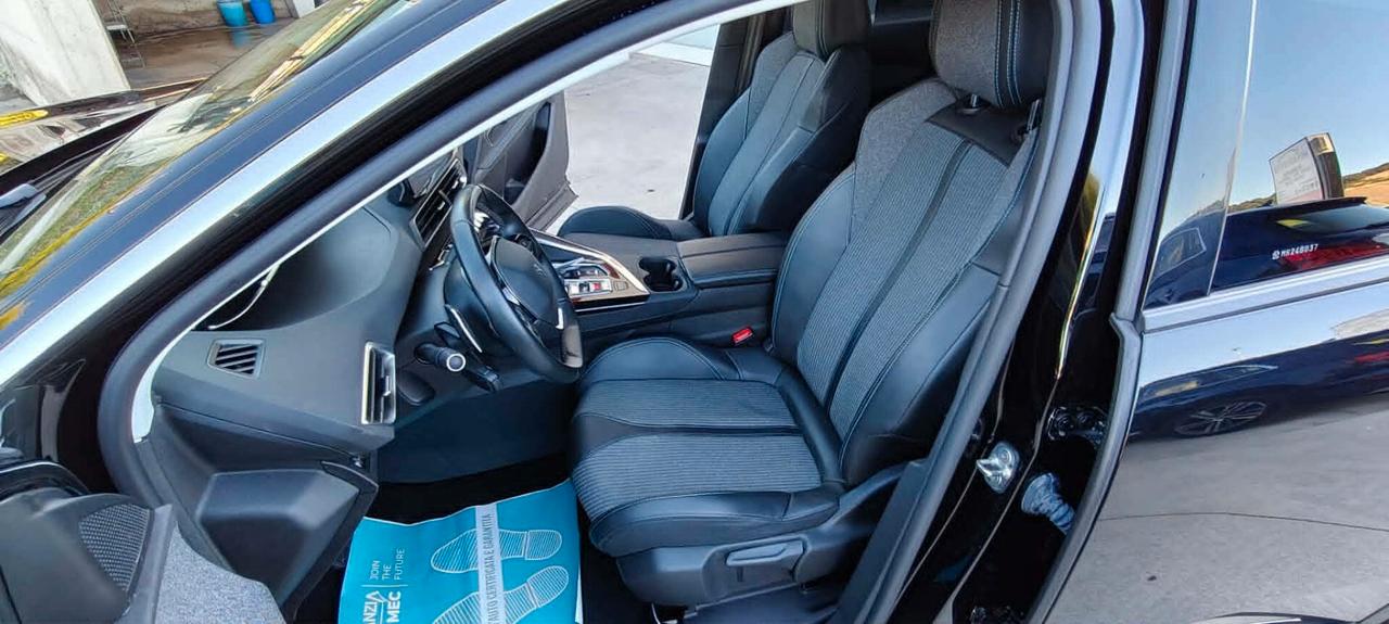 Peugeot 3008 PureTech Turbo 130 S&S EAT8 Allure Pack