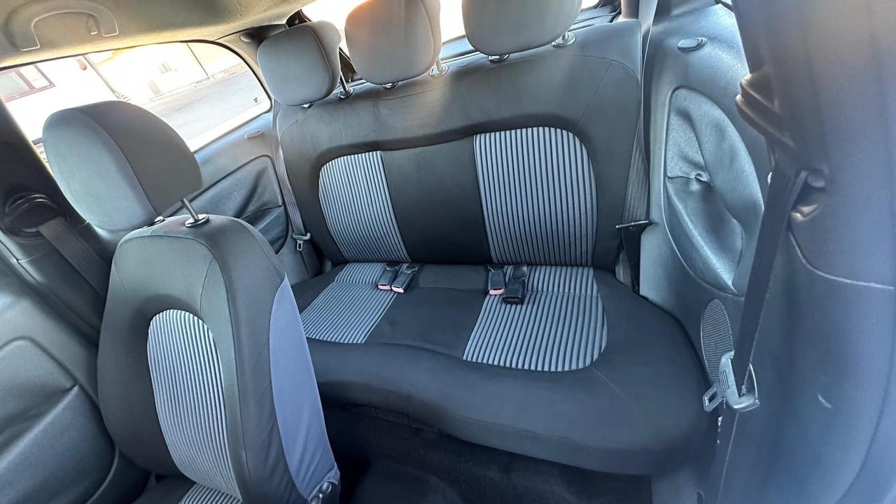 Lancia Ypsilon 1.2 Versus