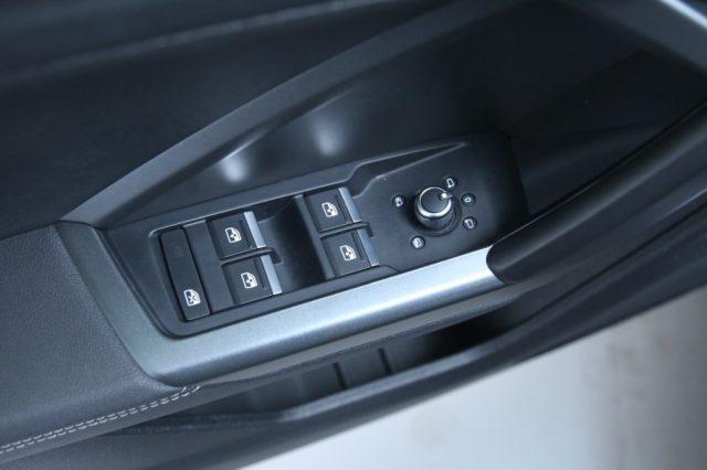 AUDI Q3 Sportback 35TDI S tronic S line edition Black line